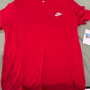 Nike Red Short Sleeve Tee Vibrant Athletic Style